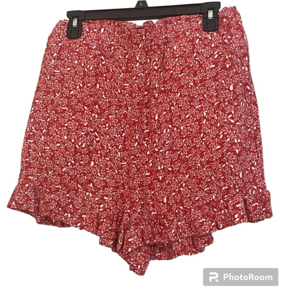Last Chance 🚨 copper key floral print shorts with pockets